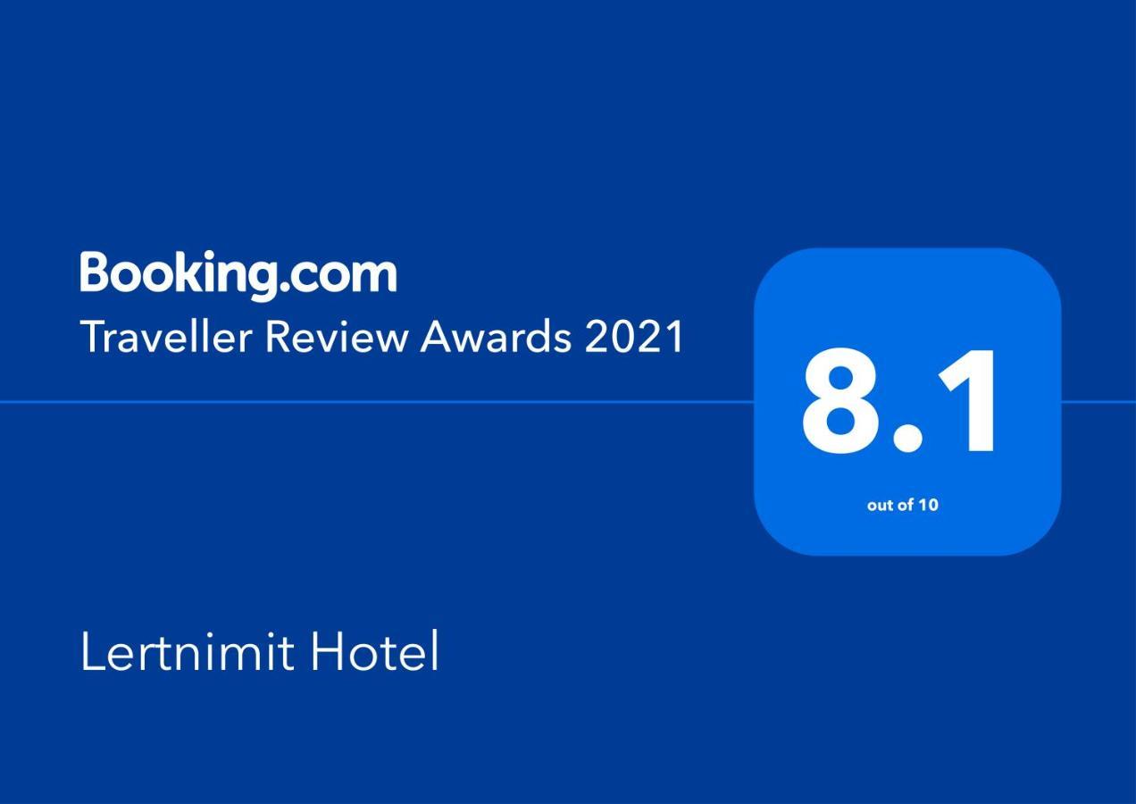 Lertnimit Hotel Чайяфум Екстериор снимка